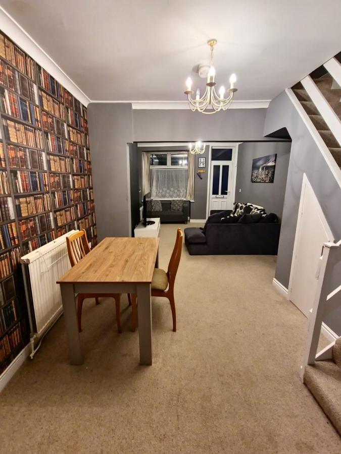 1 Bedroom Sculcoates House Hull Villa *